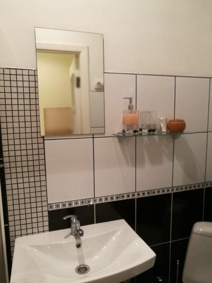Chokolate Lejlighed Lviv Eksteriør billede
